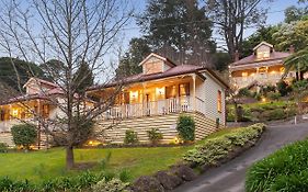 Charnwood Cottages In Warburton